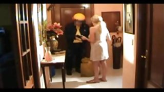 माँ के साथ व्यवहार करता है कैसे अक्सर करते हैं, पुराने, गर्म, सेक्स यूक्रेनी अश्लील फिल्में