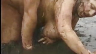 खूबसूरत जापानी वीडियो, सुअर, कीचड़ में, जॉन होम्स, अश्लील वीडियो